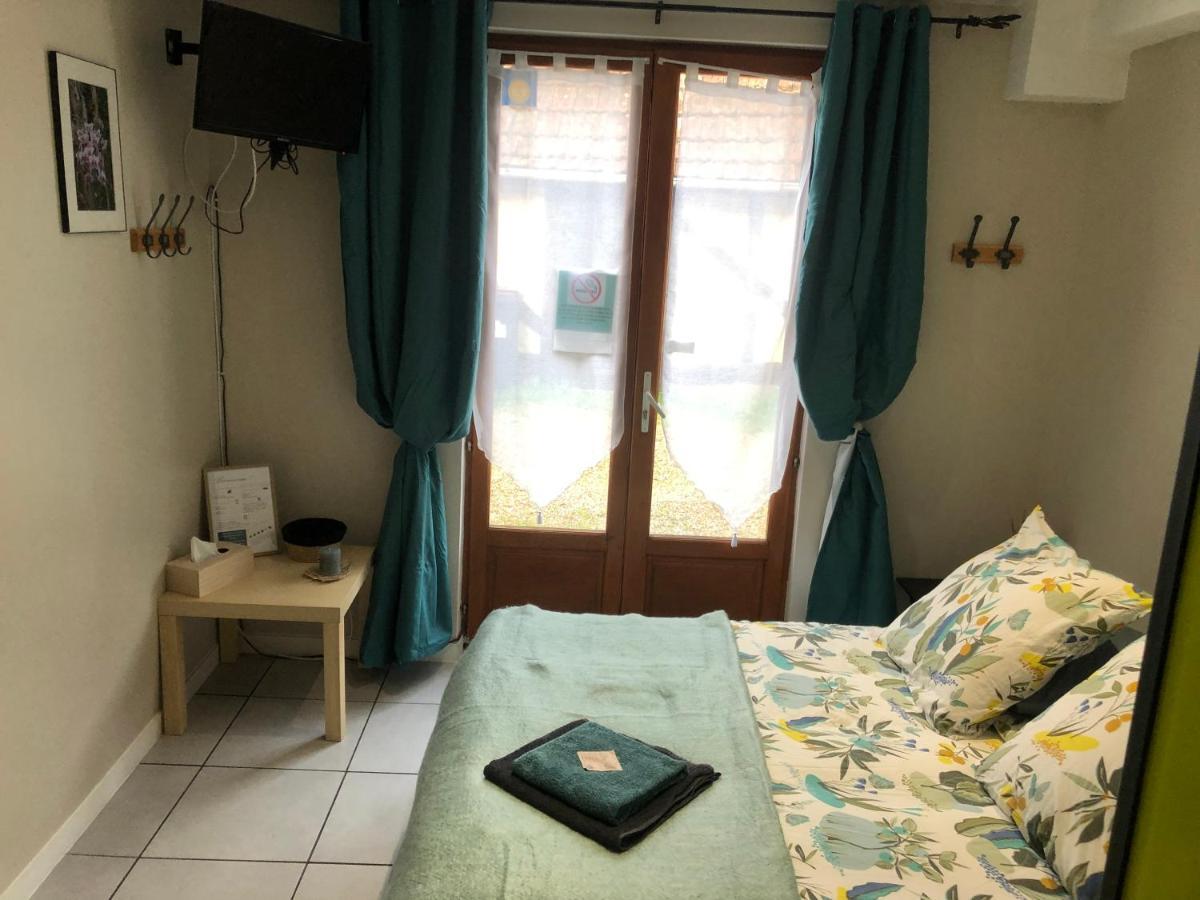 Agreable Studio Dans Le Centre Historique La Ferte-Saint-Aubin Ngoại thất bức ảnh